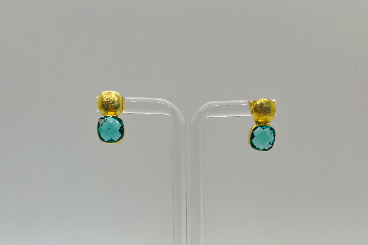 Mindy Studs
