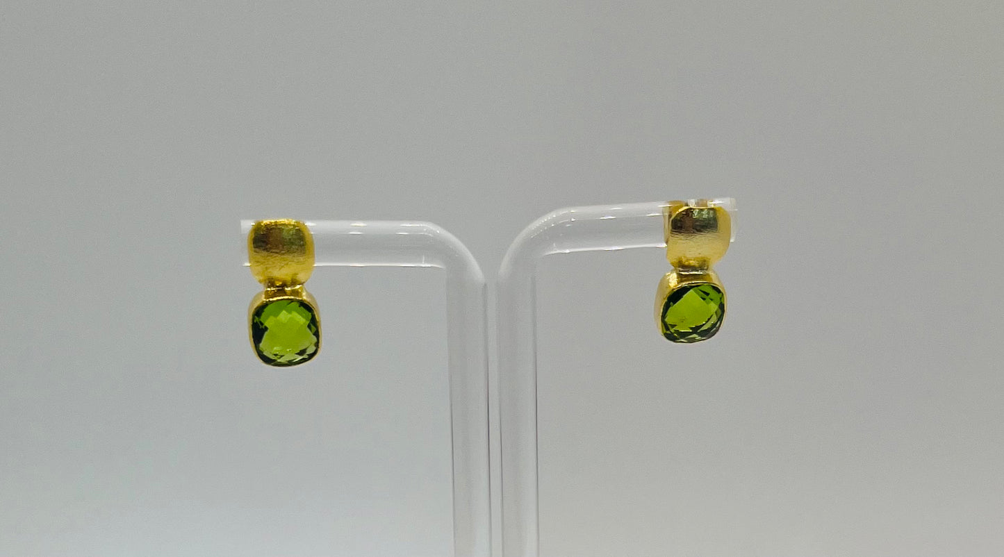 Mindy Studs