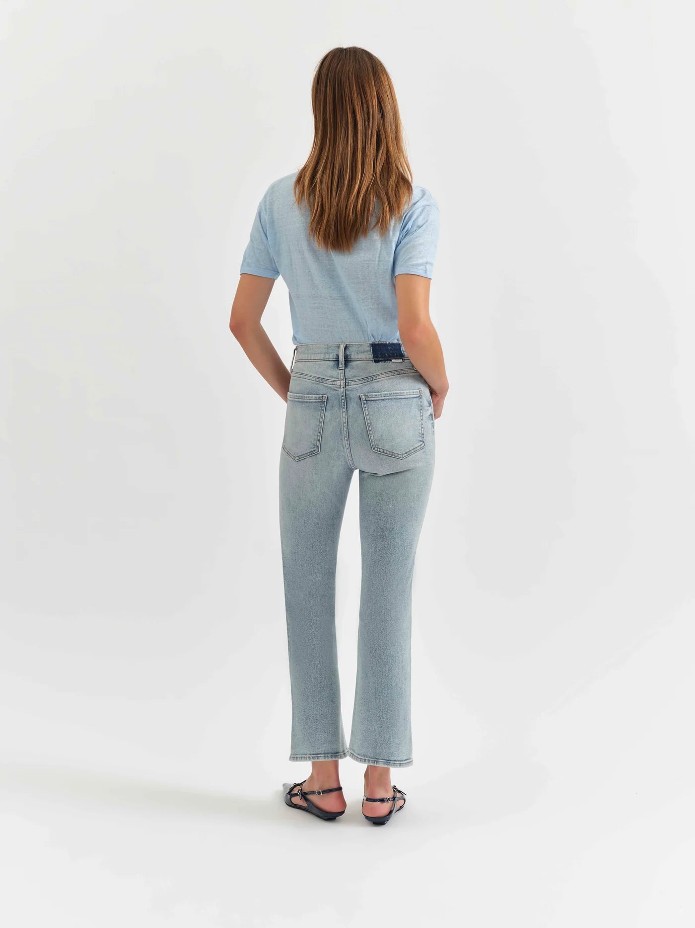 Shy girl high rise crop flare