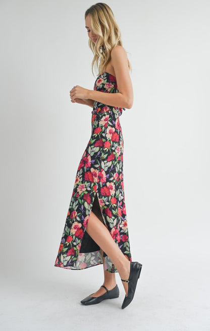 Sadie & Sage| A Floral Night Midi Dress