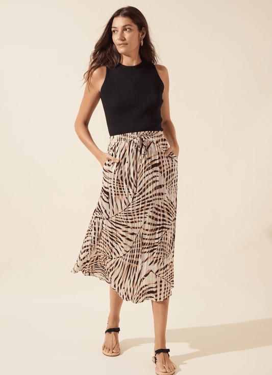 The Packable Pleated Printed Shirt
